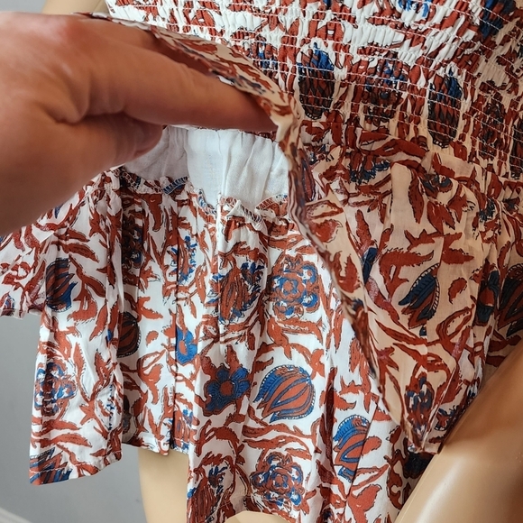 NWT House of Harlow 1960 smocked marbled rust skirt.  L - Picture 12 of 15